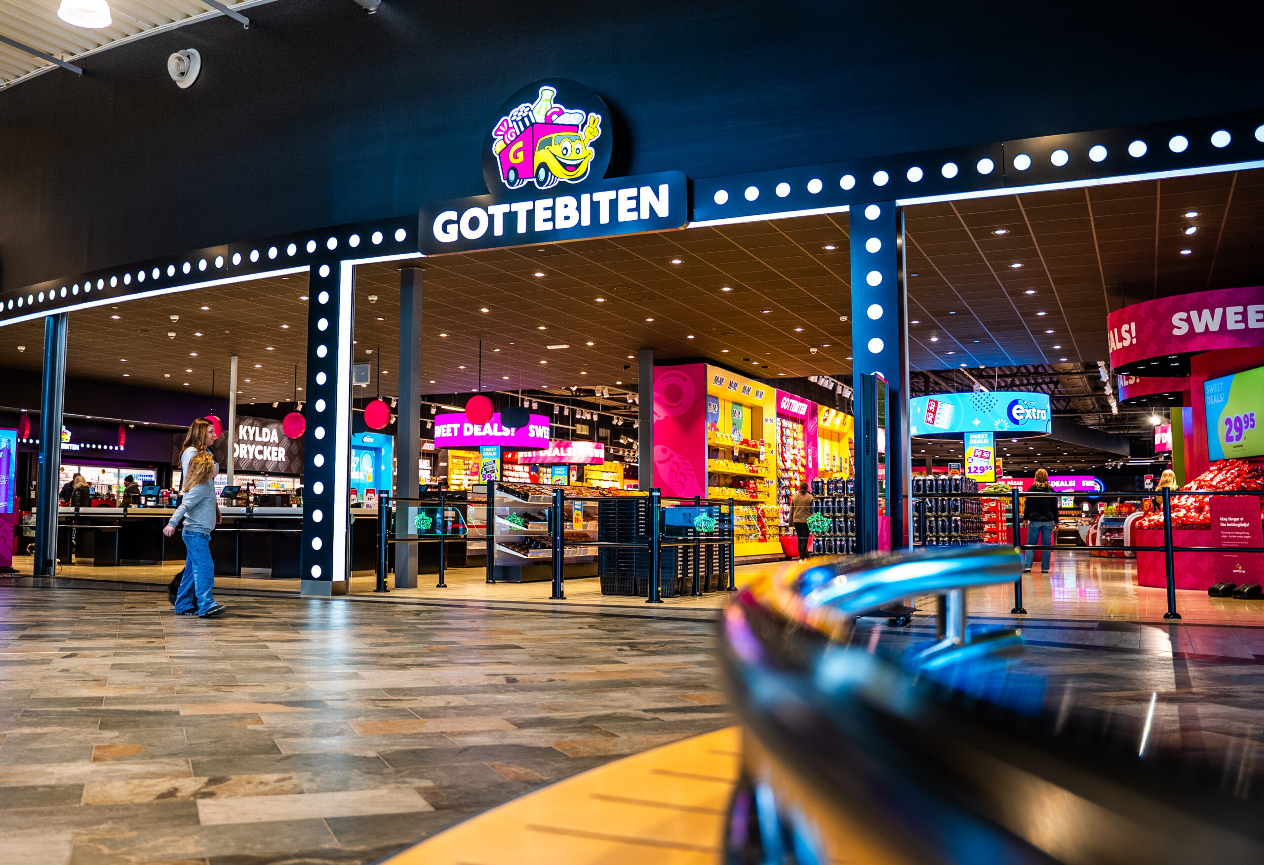 Tre Pagaende Uppdrag At Gottebiten